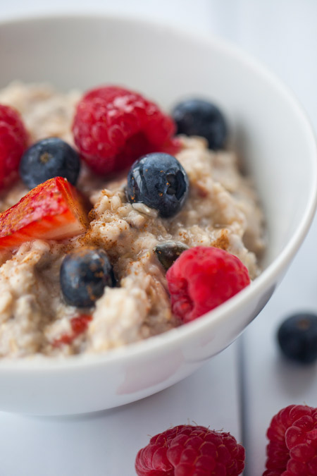 muesli, berries, oatmeal, breakfast, milk, honey, comfort, gluten free, dairy free, healthy, fiber