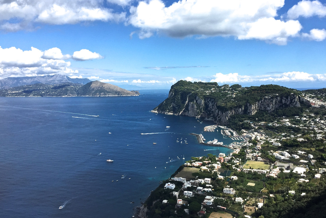 capri, amalfi coast, positano, travel guide, hotel review, restaurants, boat trip, italy, swimming, traveling